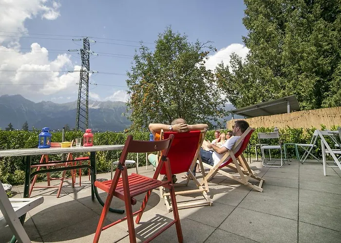 Auberge de jeunesse Marmota *