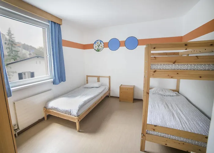 Auberge de jeunesse Marmota *