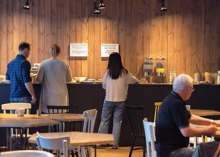 旱獭旅馆 旅馆 *