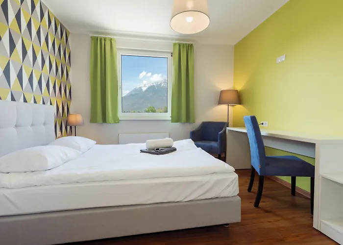 旱獭旅馆 旅馆 *