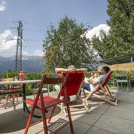 Auberge de jeunesse Marmota *