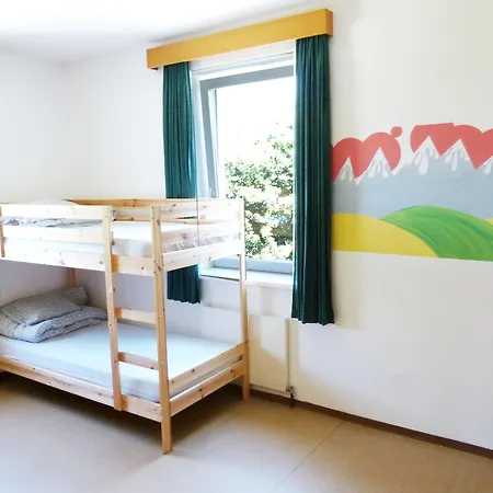 Auberge de jeunesse Marmota